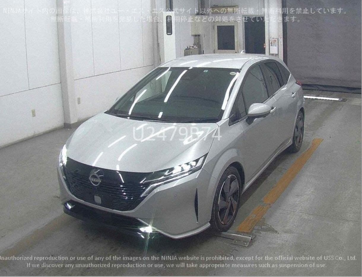 Nissan Aura